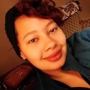 Meet your Posher, Ebony